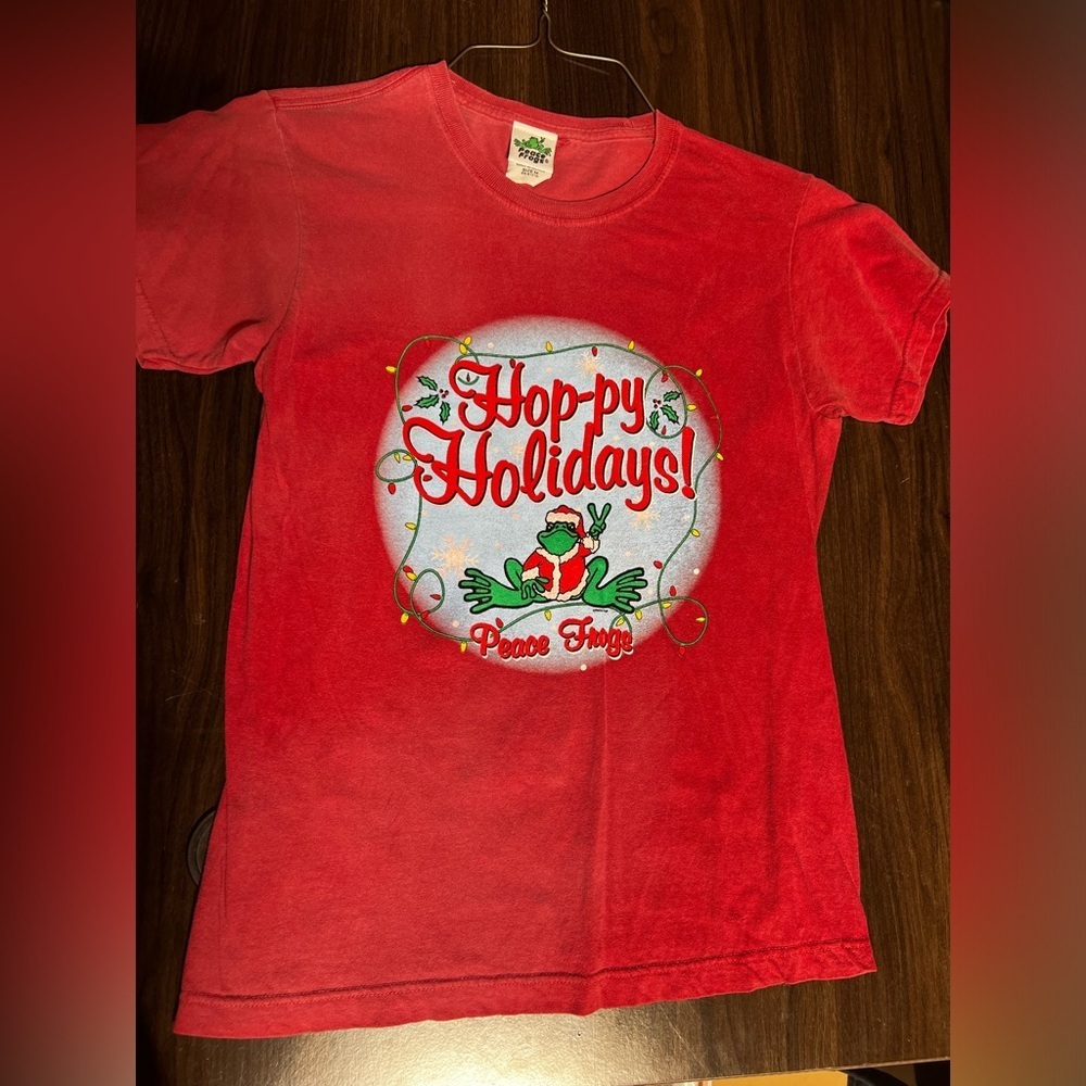 Hop-py Holidays Peace Frog Graphic Tee- Size Youth Medium